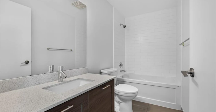 323-169 Fort York Boulevard, Toronto, ON, M5V 0C8 - 25