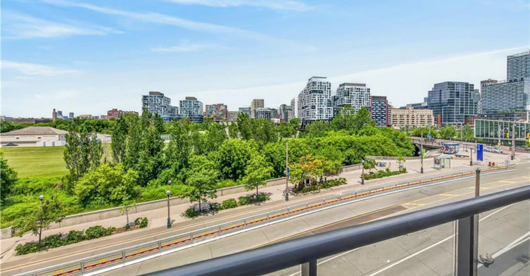 323-169 Fort York Boulevard, Toronto, ON, M5V 0C8 - 24