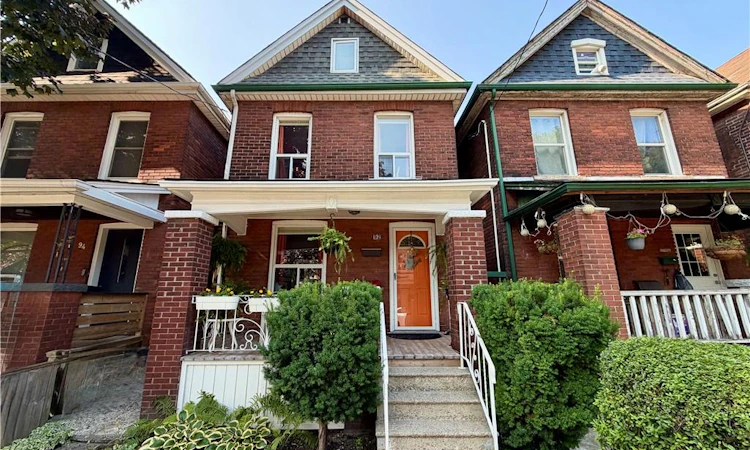 92 Case Street