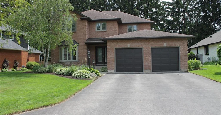 56 Carnegie Place, Hamilton, ON, L9G 4T9