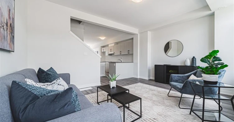 1-155 Equestrian Way, Cambridge, ON, N3E 0E8