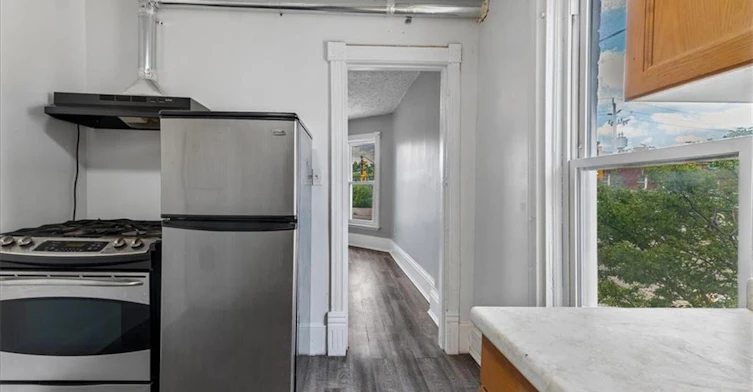 Upper-74 Erie Avenue, Brantford, ON, N3S 2E9 - 5
