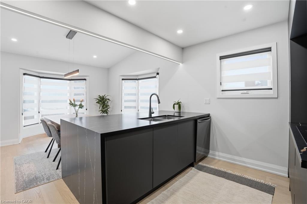 108 Greenshire Drive, Hamilton, ON, L9C 7G5 - 14