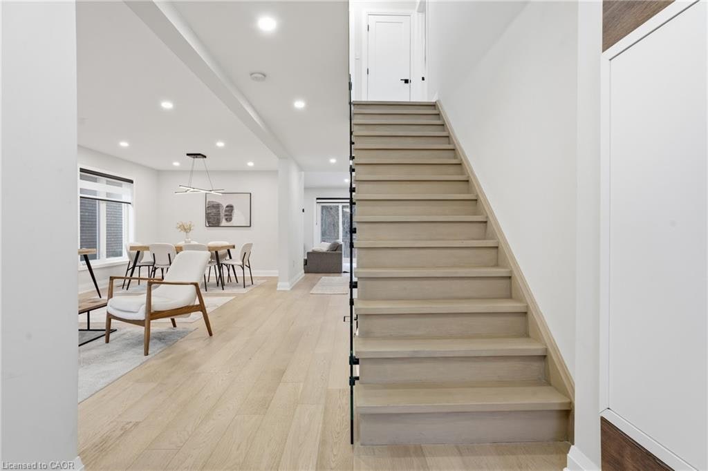 108 Greenshire Drive, Hamilton, ON, L9C 7G5 - 3