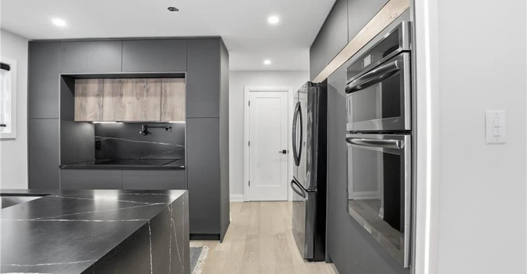 108 Greenshire Drive, Hamilton, ON, L9C 7G5 - 16