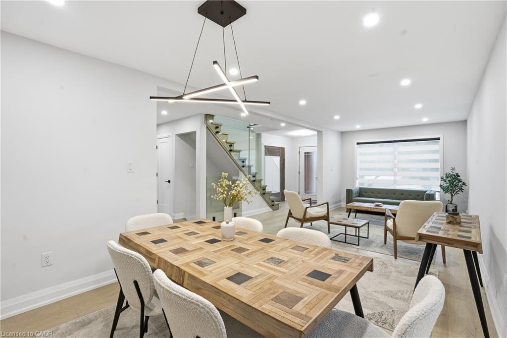 108 Greenshire Drive, Hamilton, ON, L9C 7G5 - 8