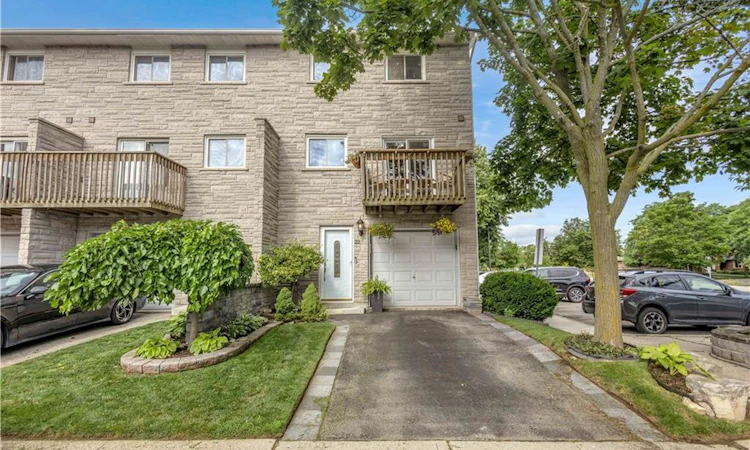 22-1155 Paramount Drive