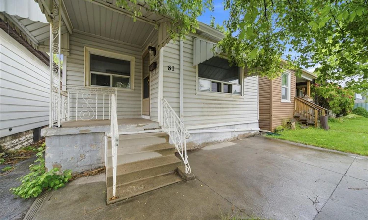 81 Cambridge Avenue