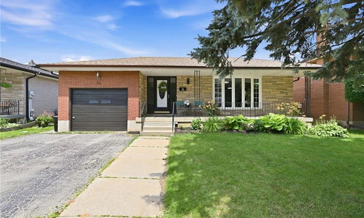 15 Edgar Drive