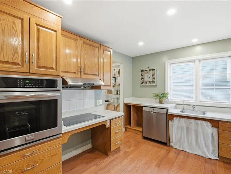 35 Chatham Street, Hamilton, ON, L8P 2B3 - 11