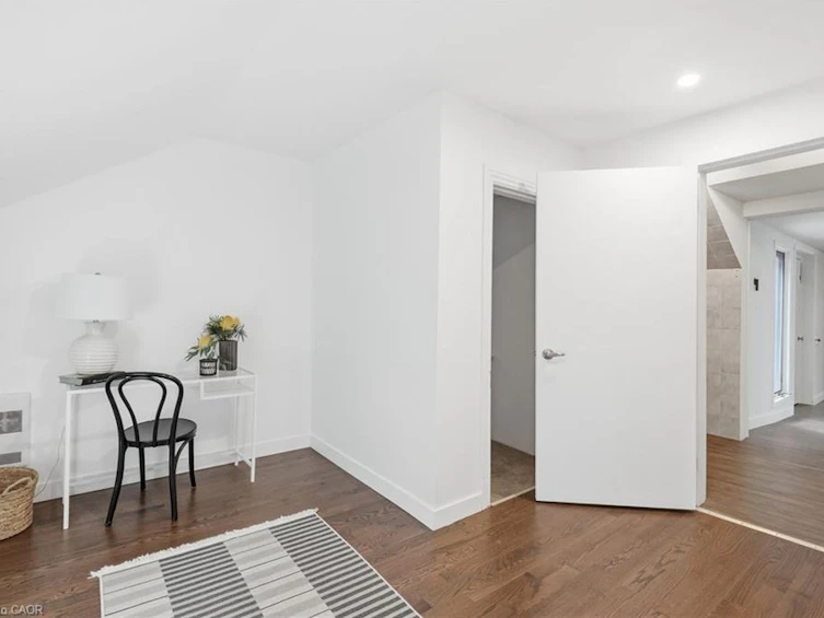 35 Chatham Street, Hamilton, ON, L8P 2B3 - 23