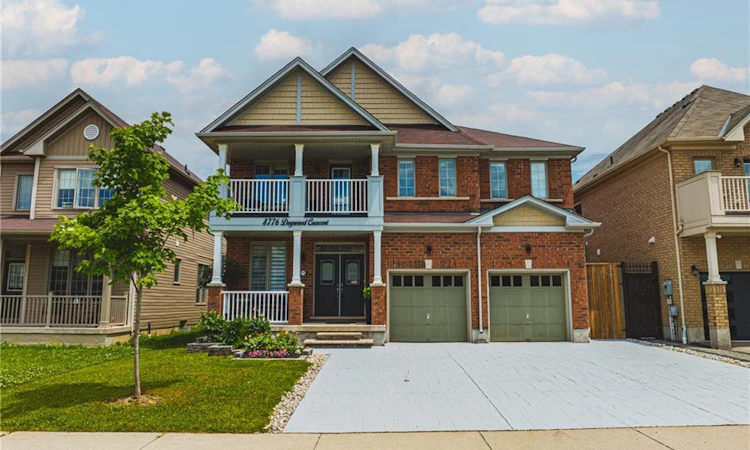 8776 Dogwood Crescent