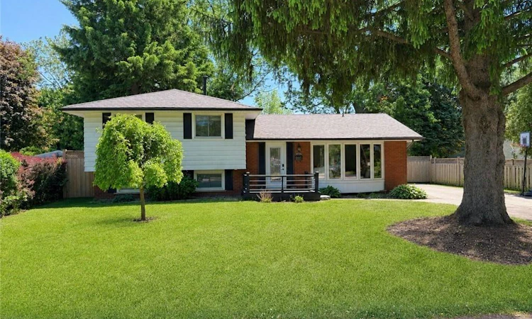 160 Council Crescent