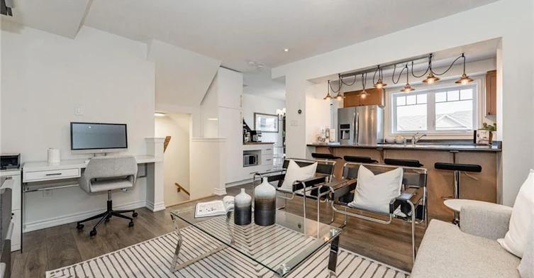 8 Stratus Street, Kitchener, ON, N2R 1R4 - 2