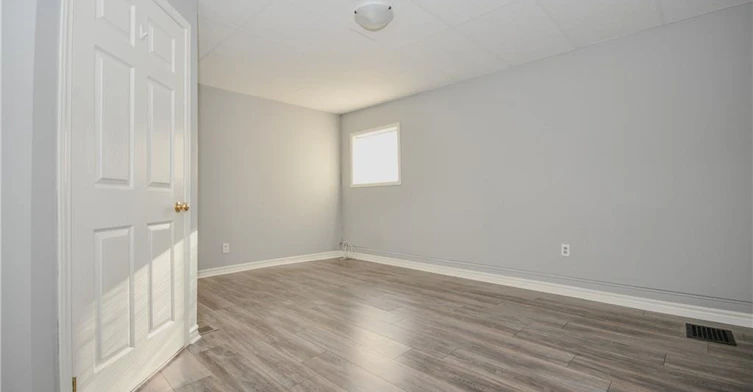 4-25 Elgin Street N, Cambridge, ON, N1R 5G8 - 8