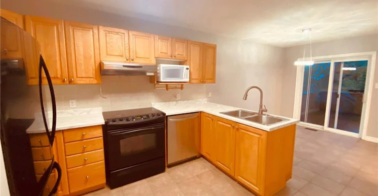 Main-668A Butternut Avenue, Waterloo, ON, N2V 2L1 - 2