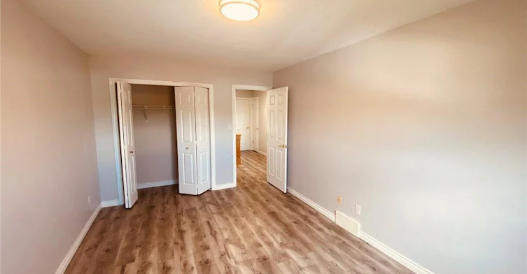 Main-668A Butternut Avenue, Waterloo, ON, N2V 2L1 - 4