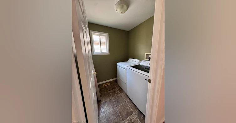 452 Beaumont Crescent, Kitchener, ON, N2A 0C4 - 11