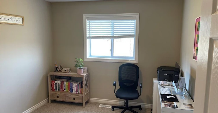 449 Avens Street, Waterloo, ON, N2V 0B6 - 9