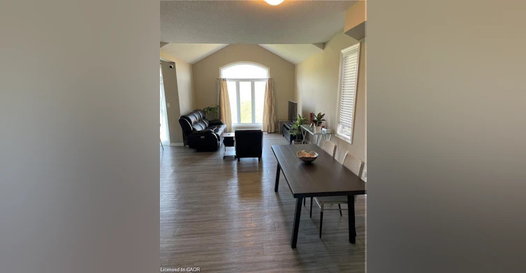 449 Avens Street, Waterloo, ON, N2V 0B6 - 4