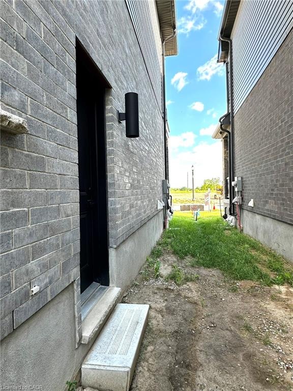 Lower-50 Jacob Detweiller Drive, Kitchener, ON, N2P 0L1 - 7