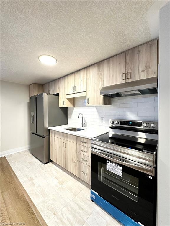 Lower-50 Jacob Detweiller Drive, Kitchener, ON, N2P 0L1 - 19