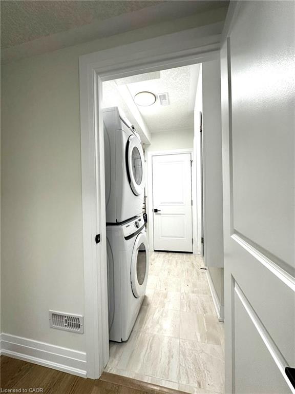Lower-50 Jacob Detweiller Drive, Kitchener, ON, N2P 0L1 - 11