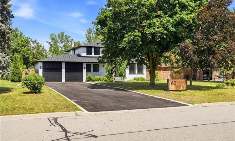 82 Marilyn Street