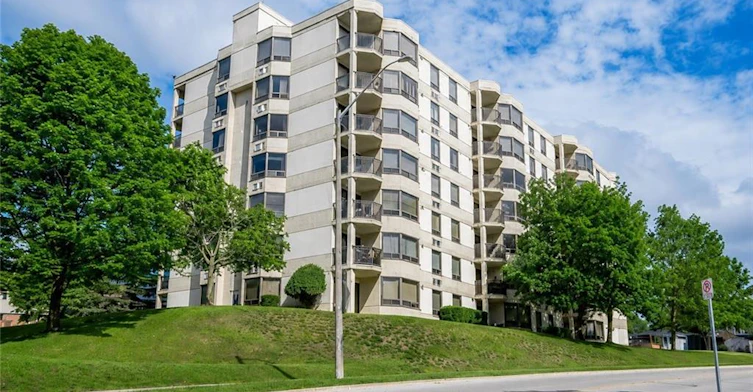 306-688 Preston Parkway, Cambridge, ON, N3H 5K6