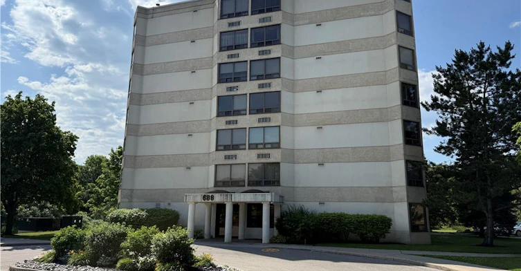 306-688 Preston Parkway, Cambridge, ON, N3H 5K6 - 2