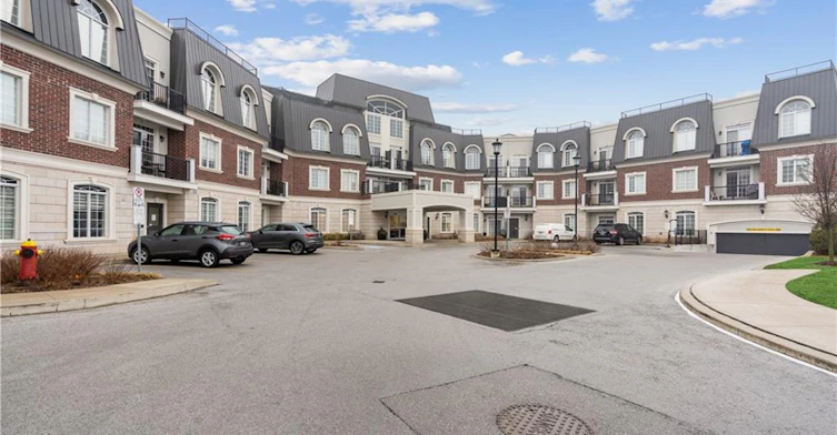207-2300 Upper Middle Road, Oakville, ON, L6M 0T4 - 30