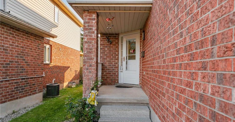 81 Eastforest Trail, Kitchener, ON, N2N 3M3 - 6