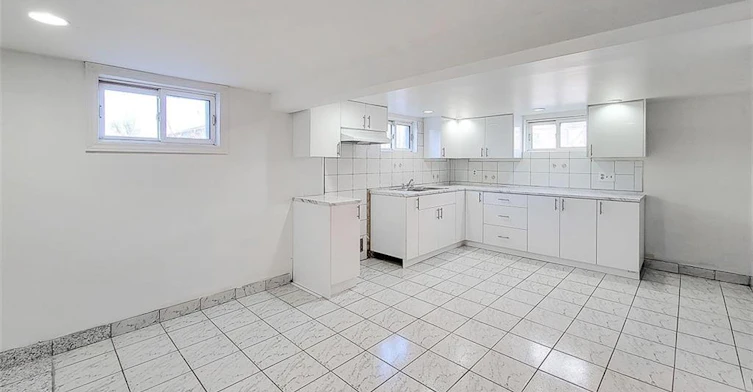 243 8 Highway, Hamilton, ON, L8G 1E2 - 13