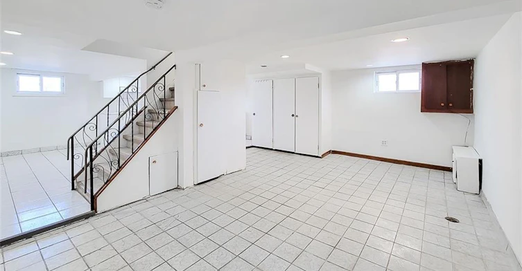 243 8 Highway, Hamilton, ON, L8G 1E2 - 11