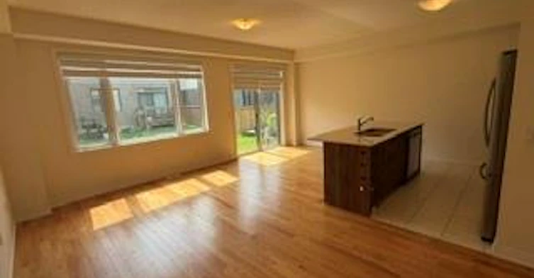 135 Freedom Crescent, Hamilton, ON, L0R 1W0 - 2