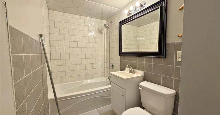 1-114 West Avenue N, Hamilton, ON, L8L 5C3 - 16