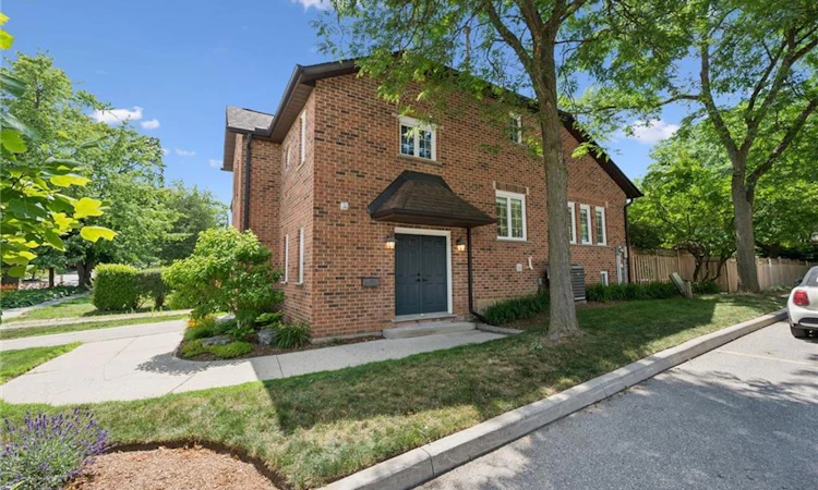 1-64 Allen Street W
