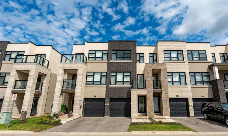 73-1121 Cooke Boulevard
