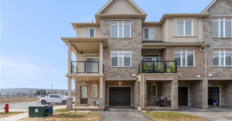 36-40 Zinfandel Drive, Hamilton, ON, L8E 0L1 - 3