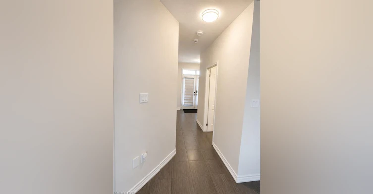 13 Cahill Drive, Brantford, ON, N3T 0V5 - 5