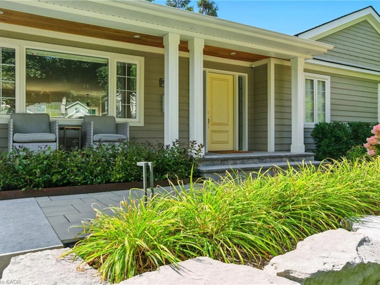 270 Poplar Drive, Burlington, ON, L7L 2N4