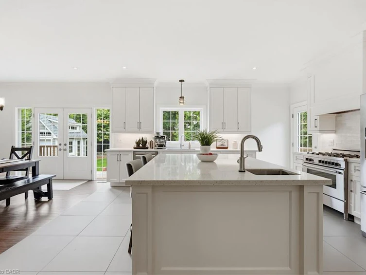 270 Poplar Drive, Burlington, ON, L7L 2N4 - 10