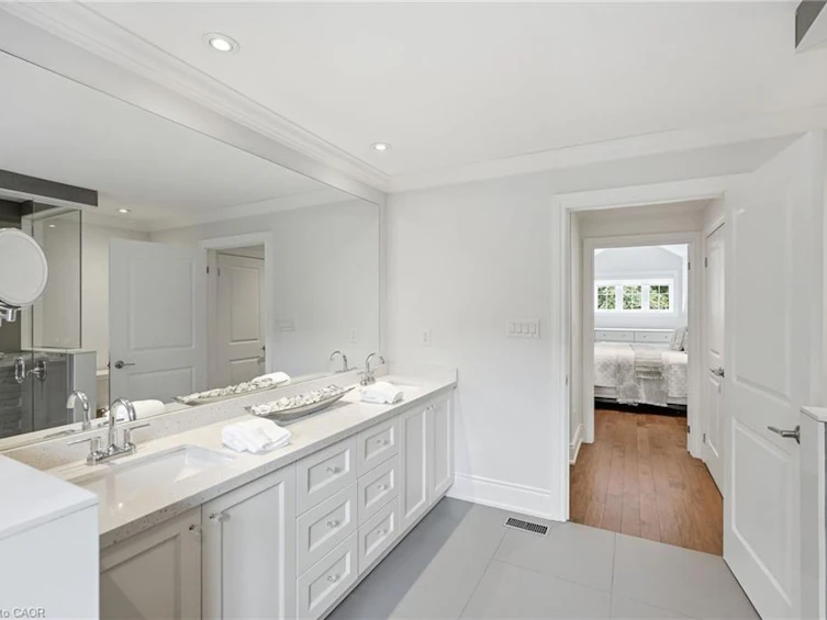 270 Poplar Drive, Burlington, ON, L7L 2N4 - 20