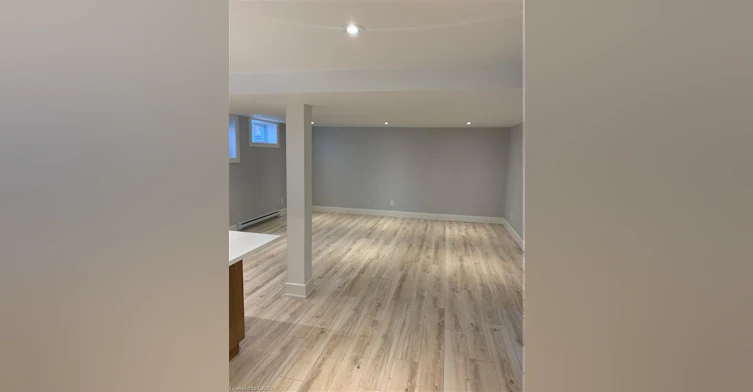 210 Margaret Avenue, Kitchener, ON, N2H 4J2 - 4