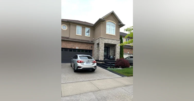 16 Signal Hill Pathway, Hamilton, ON, L8E 0B7