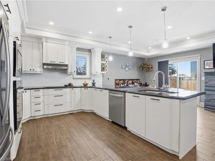 5 Arden Avenue, Hamilton, ON, L8H 7C2 - 18