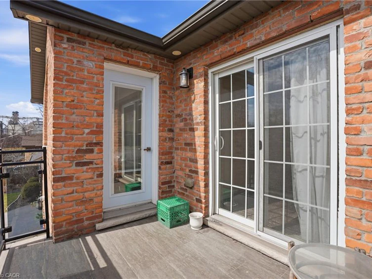 5 Arden Avenue, Hamilton, ON, L8H 7C2 - 33
