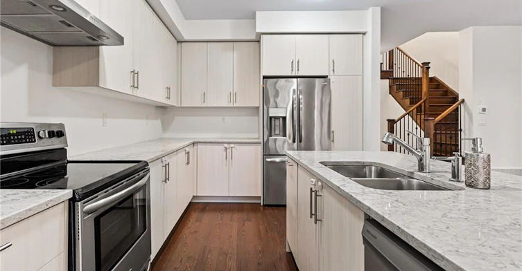 340 Thimbleweed Court, Milton, ON, L9T 2X5 - 9