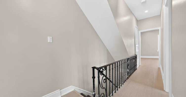 UPPER-250 Hughson Street N, Hamilton, ON, L8L 4M3 - 12