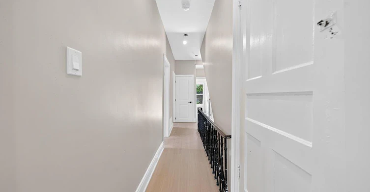 UPPER-250 Hughson Street N, Hamilton, ON, L8L 4M3 - 10